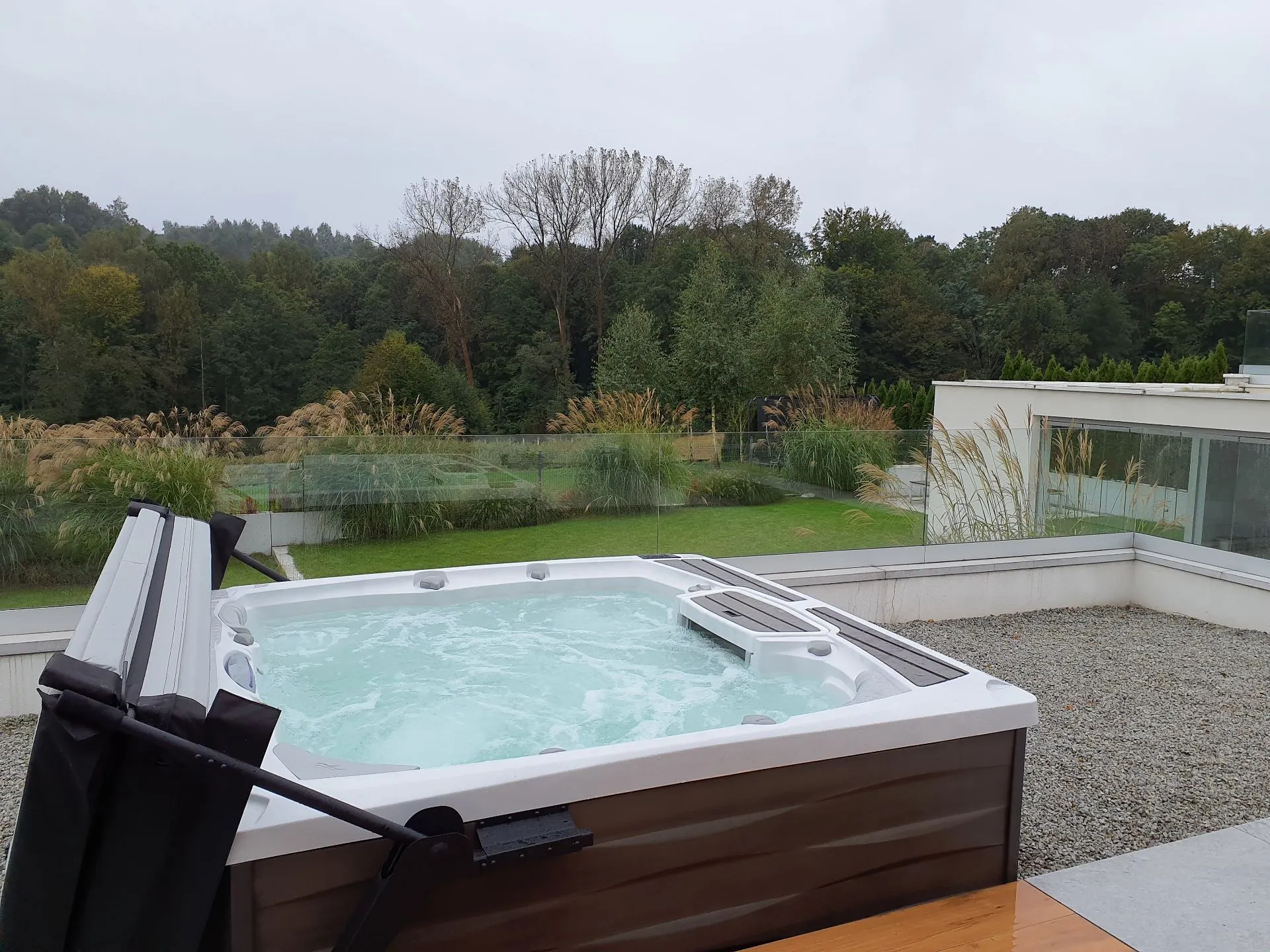 Realizacja jacuzzi Lisbon